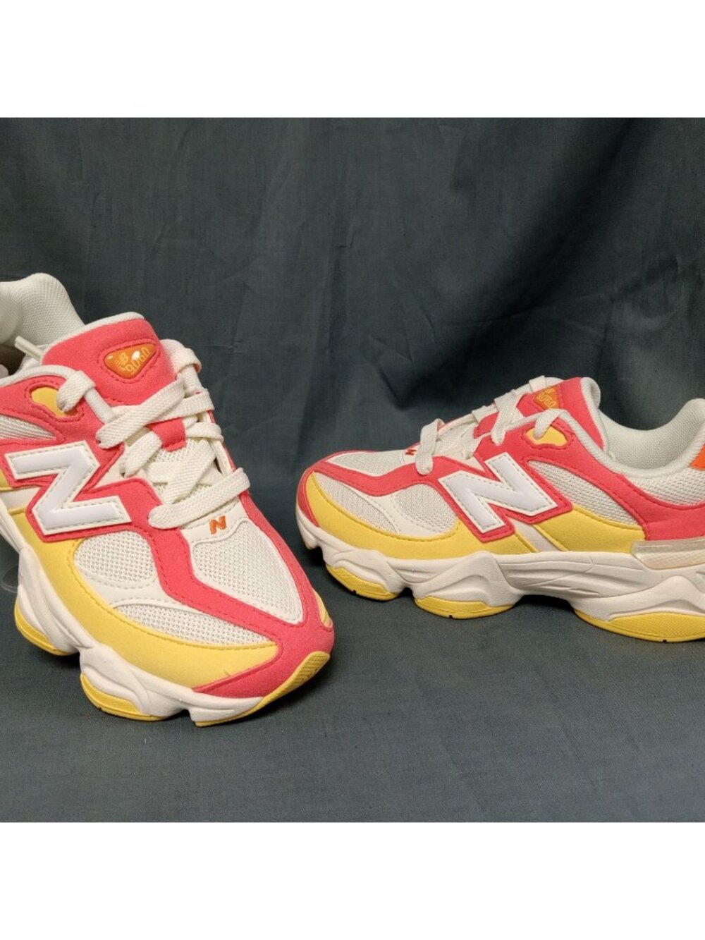 New Balance Kids 9060 Sneakers PC9060FL Orange Red Size 1 NEW NO BOX!